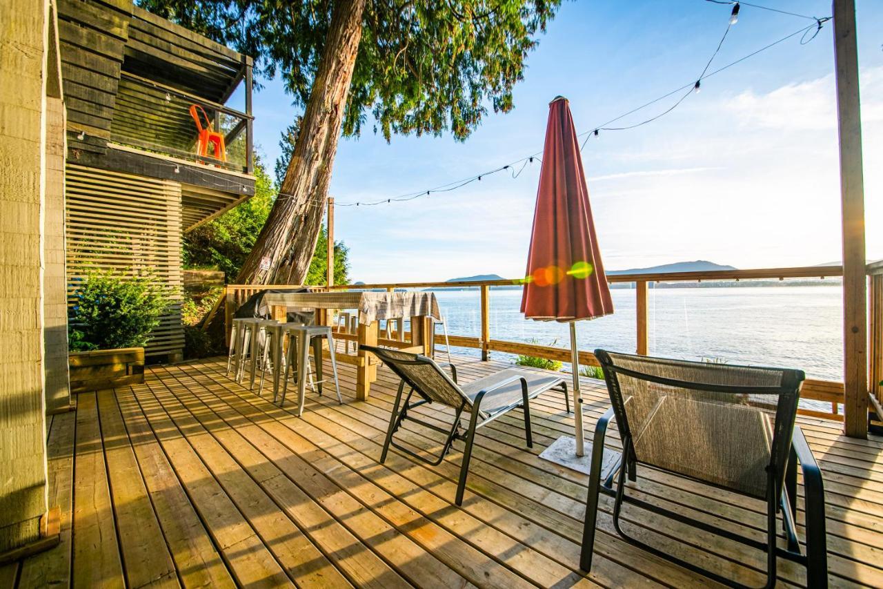 Waterfront Cottage With Superb Coastline Views Західний Ванкувер Екстер'єр фото
